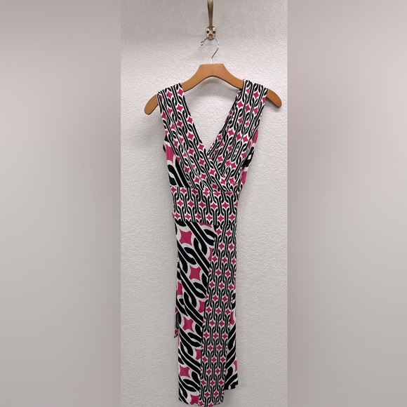 Diane Von Furstenberg 100% Silk Pink & Black Design Wrap MIDI Dress 2 - Picture 2 of 6